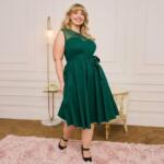 Dresses for Short Women with a Belly – 5 Style Tips